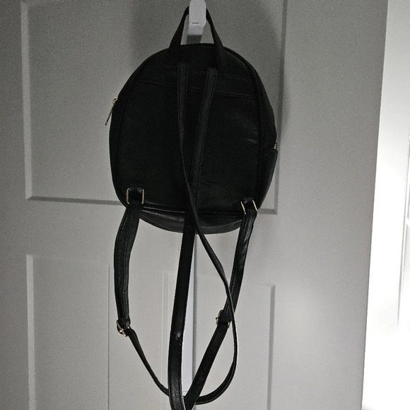 Black small backpack bag - Picture 2 of 2